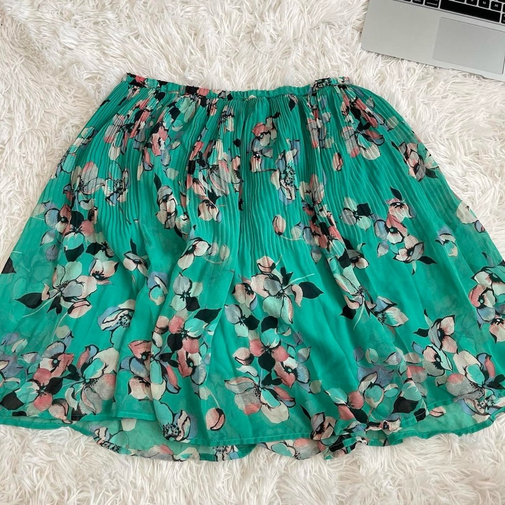ELLE flowy skirts